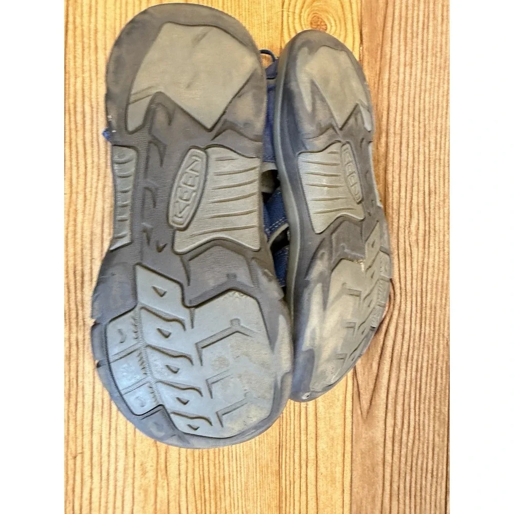 KEEN Waterproof Sandals Newport Hiking Blue Size Big Kids Youth Sz 6